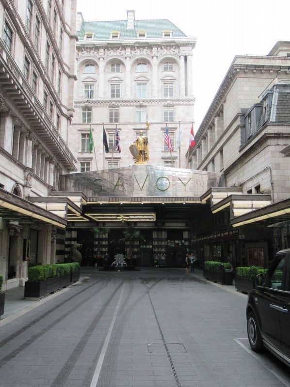 The Entrance Drive to the Savoy image. Click for full size.