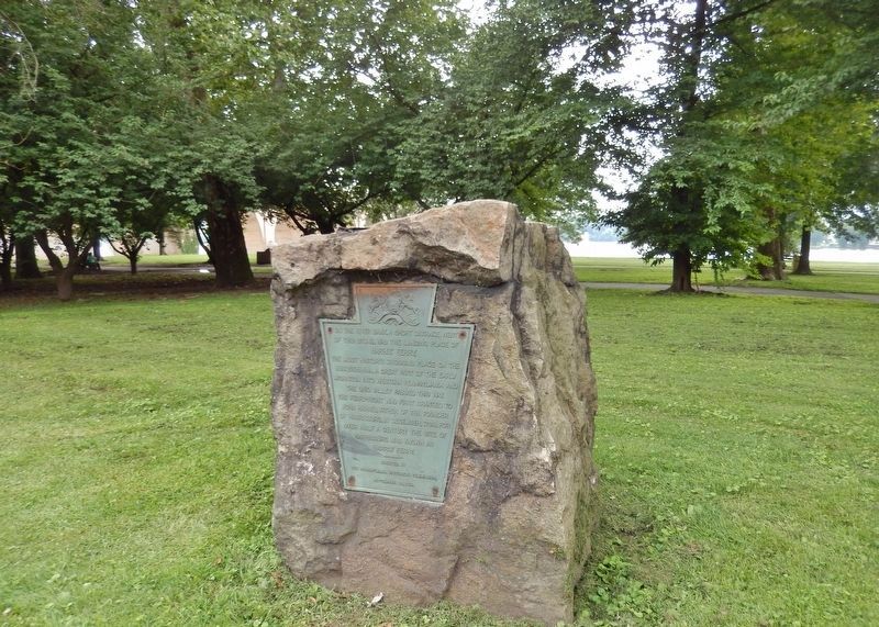 Harris' Ferry Marker (<i>tall view; marker faces South Front Street</i>) image. Click for full size.
