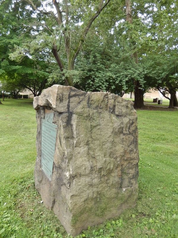 Harris' Ferry Marker (<i>side view; showing very large boulder upon which the marker is mounted</i>) image. Click for full size.