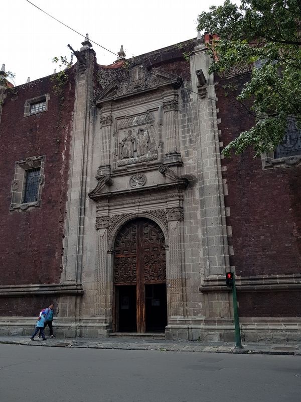 The eastern entrance to the Temple of Santo Domingo. Click for full size. The eastern entrance to the Temple of Santo Domingo image. Click for full size.