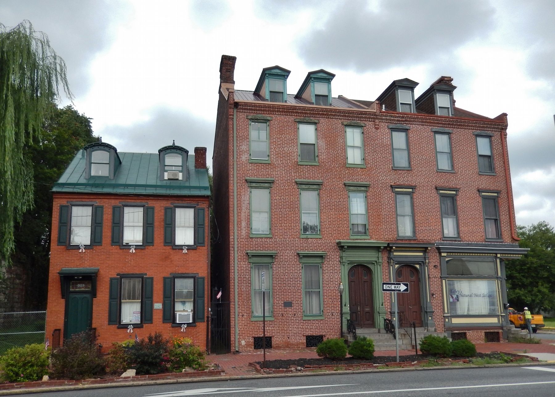 General Joseph F. Knipe House (<i>wide view; Knipe house is on the left</i>). Click for full size. General Joseph F. Knipe House (<i>wide view; Knipe house is on the left</i>) image. Click for full size.