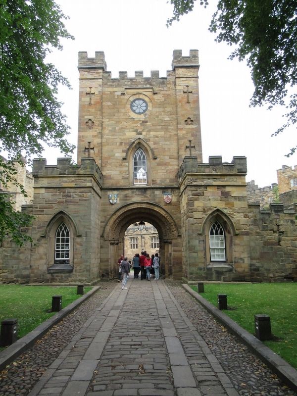 The Entrance to Durham Castle image. Click for full size.