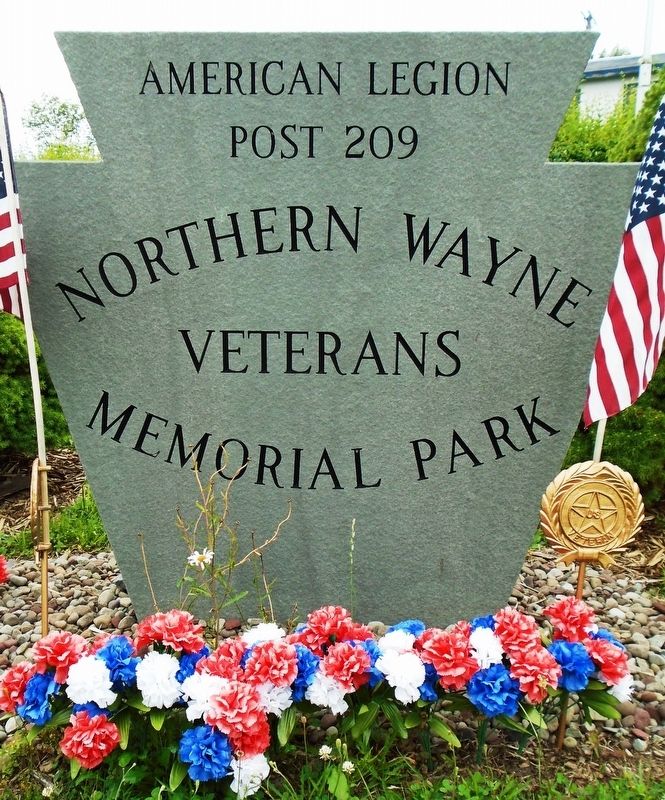 Veterans Memorial Sign image. Click for full size.