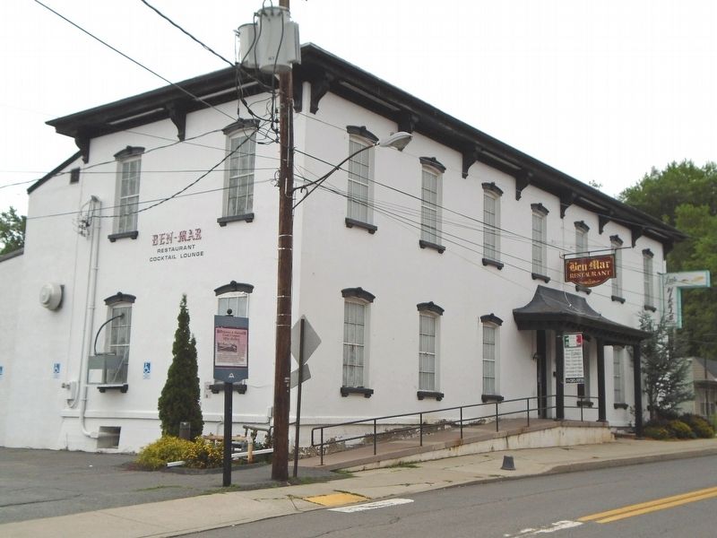 Delaware & Hudson Canal Company Office Building and Marker. Click for full size. Delaware & Hudson Canal Company Office Building and Marker image. Click for full size.