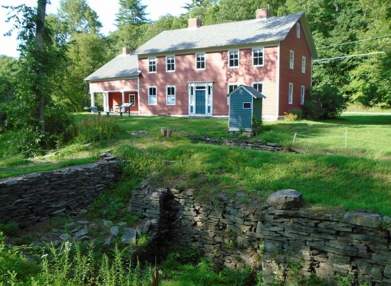 Daniels' Farmhouse at New Castle and Marker image. Click for full size.