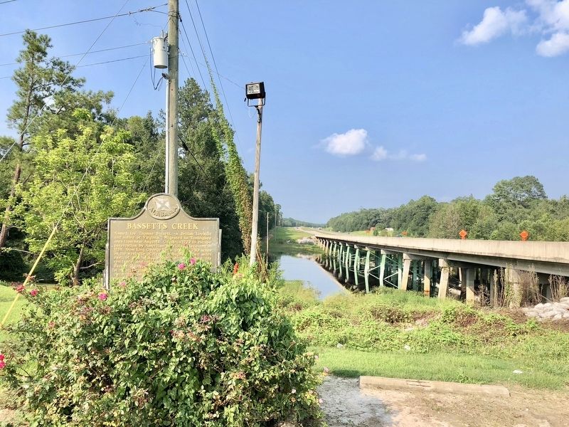 Bassetts Creek Marker at the Tombigbee River. image. Click for full size.