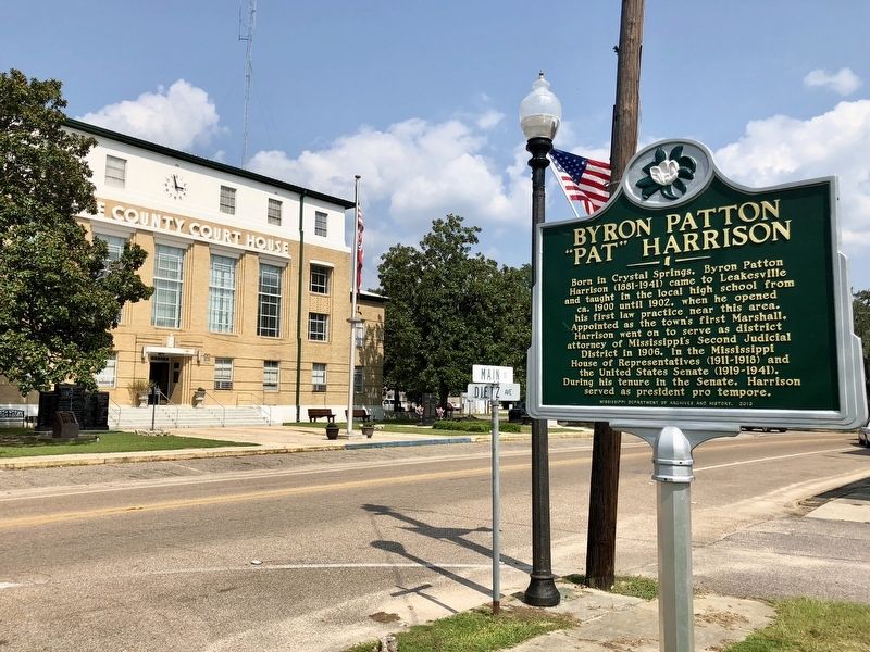 View of marker looking at the Greene County Courthouse. image. Click for full size.