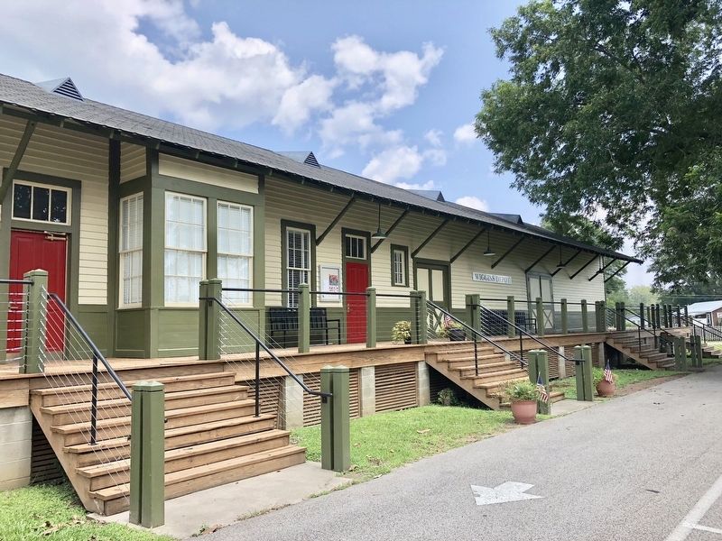 The former 1910 Gulf and Ship Island Railroad Depot. image. Click for full size.