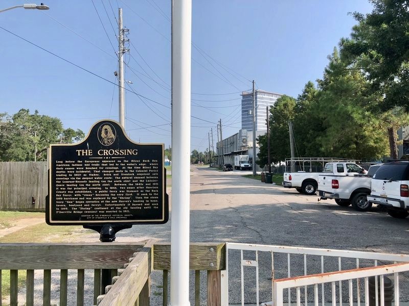 Looking north on Central Avenue. image. Click for full size.