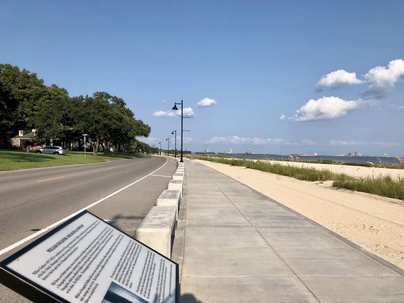 View from marker looking east along the Pascagoula Promenade. image. Click for full size.