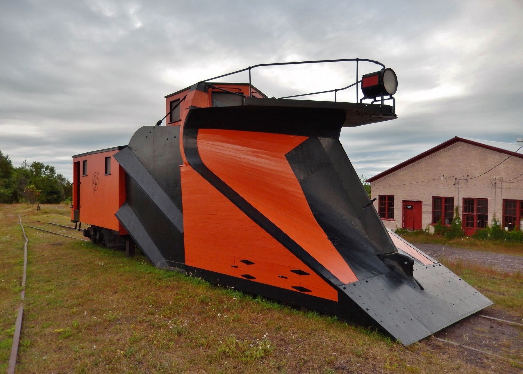 Russell Snowplow (<i>front / "tongue" view; adjustable "wings" visible behind the tongue</i>) image. Click for full size.