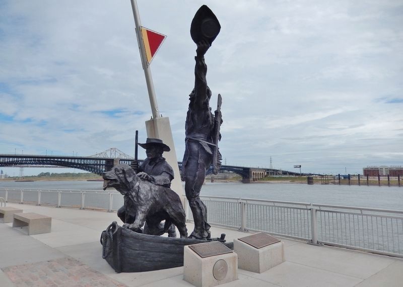 The Captains' Return Marker (<i>looking south; Lewis & Clark sculpture with Eads Bridge behind</i>) image. Click for full size.