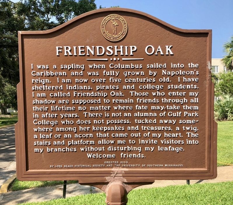 Another nearby marker about the Friendship Oak. image. Click for full size.