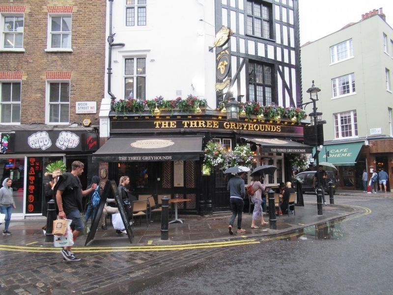 William Nicholson Marker on the Three Greyhounds Pub image. Click for full size.