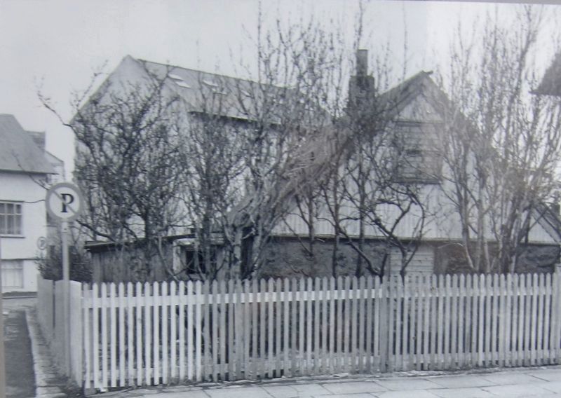 Marker detail: <i>Tobbukot</i>, or Þorbjörg's cottage, just before it was demolished in 1965. image. Click for full size.