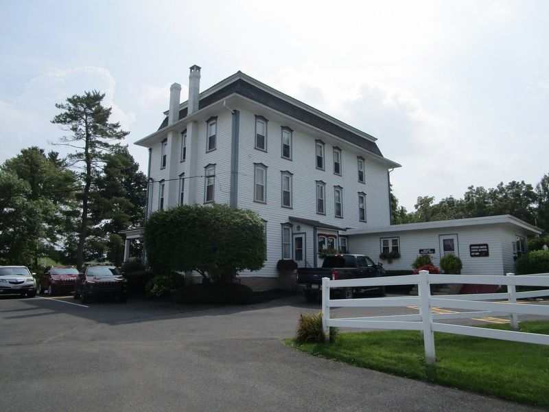 Penn's Cave Hotel - Back. Click for full size. Penn's Cave Hotel - Back image. Click for full size.