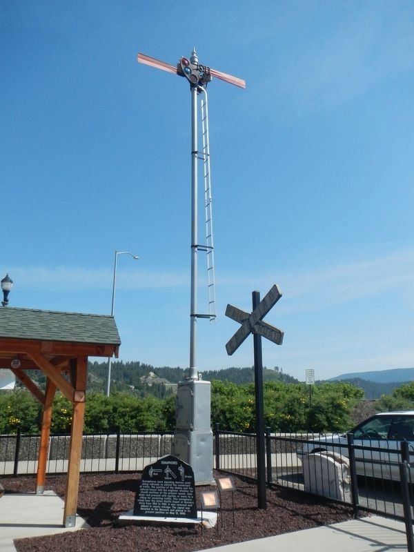 Semaphore and Marker. Click for full size. Semaphore and Marker image. Click for full size.