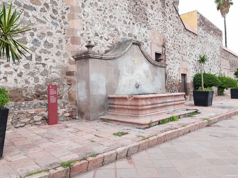 Fountain of Santa Rosa de Viterbo and Marker image. Click for full size.