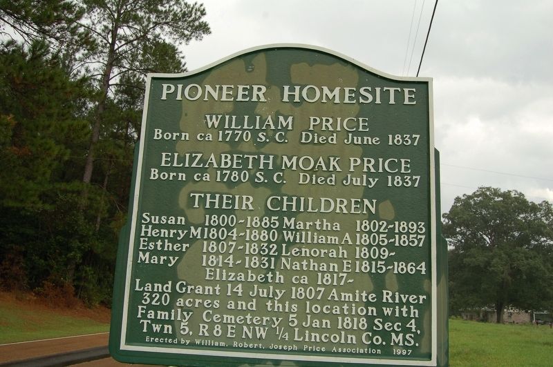 Pioneer Homesite Marker. Click for full size. Pioneer Homesite Marker image. Click for full size.
