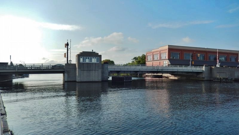 East side of Second Avenue Bridge. Click for full size. East side of Second Avenue Bridge image. Click for full size.