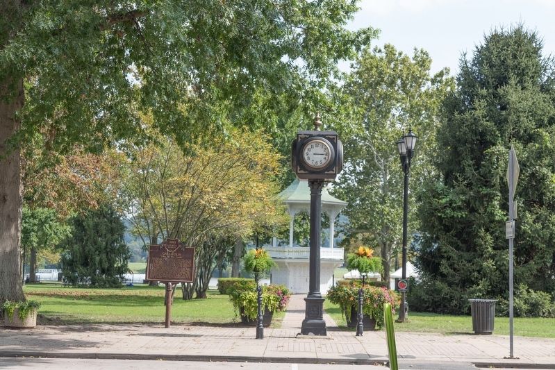 Gallipolis Marker, City Clock, Bandstand image. Click for full size.