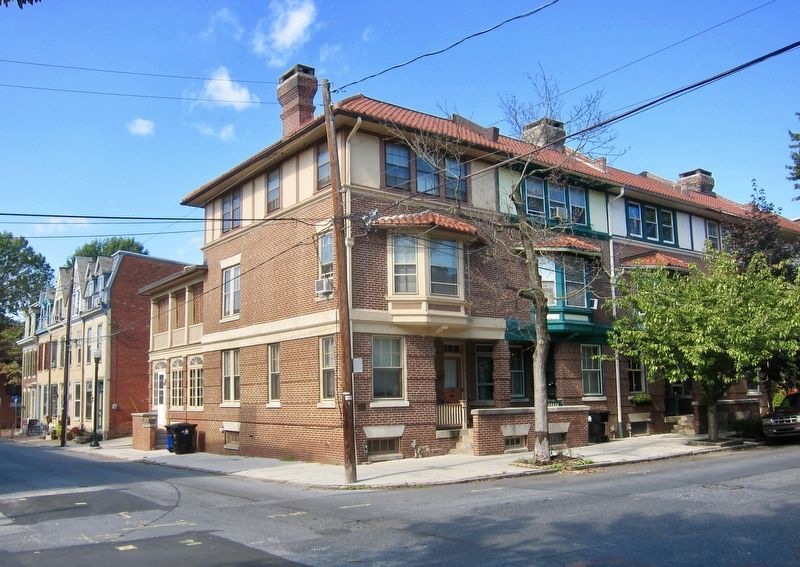 Green Street Residences Marker - wide view. Click for full size. Green Street Residences Marker - wide view image. Click for full size.