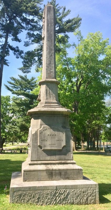 Confederate Monument of Bowling Green. Click for full size. Confederate Monument of Bowling Green image. Click for full size.
