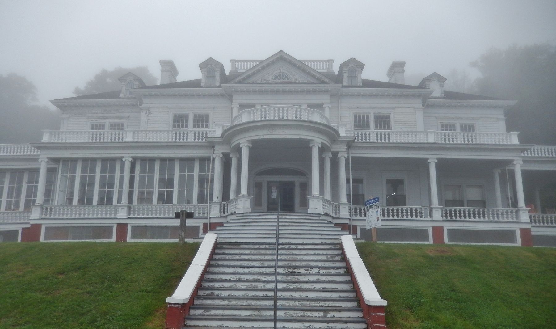 Flat Top Manor (<i>front view on a foggy day</i>) image. Click for full size.