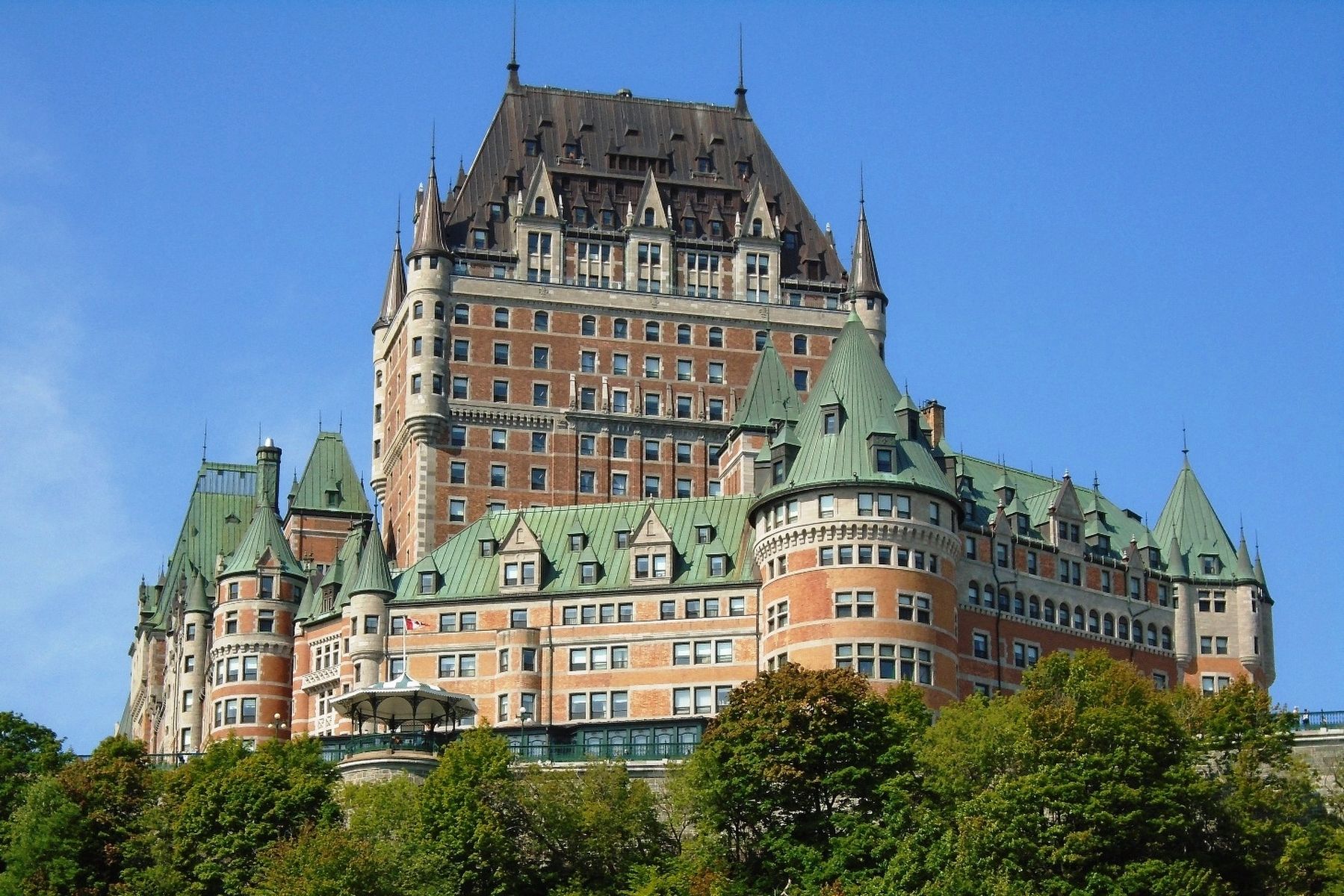 Château Frontenac, Site of Armed Forces Staff Headquarters. Click for full size. Château Frontenac, Site of Armed Forces Staff Headquarters image. Click for full size.