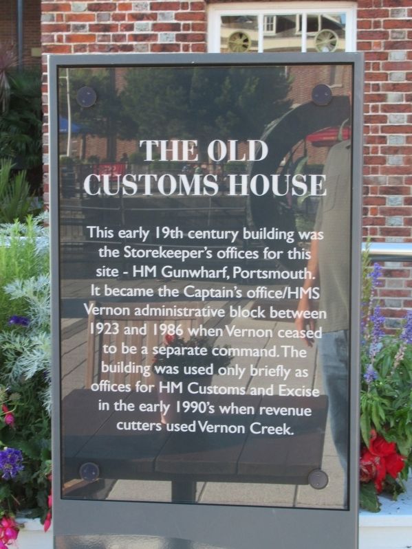 The Old Customs House Marker image. Click for full size.