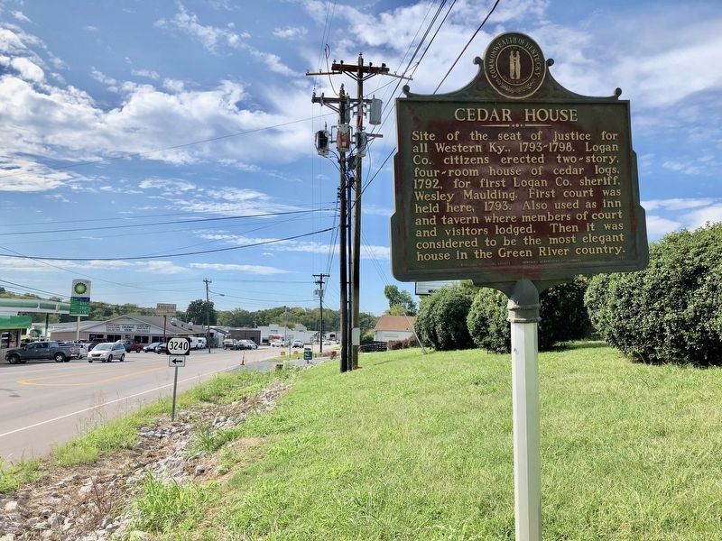 Cedar House Marker looking west onto Franklin Street. image. Click for full size.