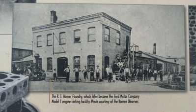 Center Image image. Click for full size.