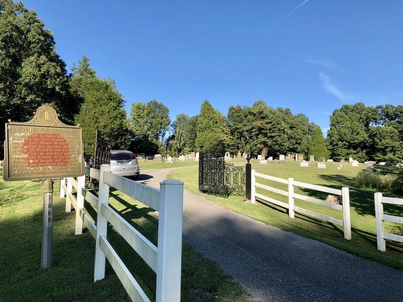 Marker at the entrance to the Evergreen Cemetery. image. Click for full size.
