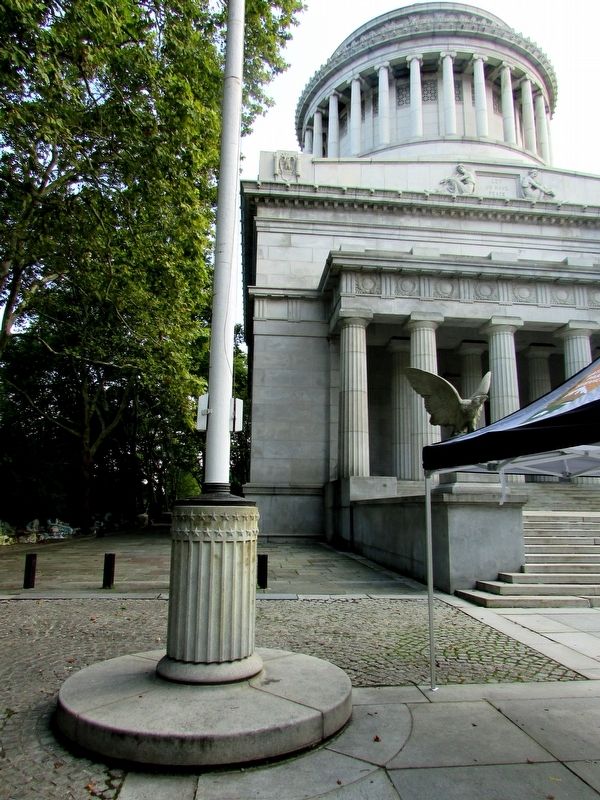 Marker at Grant's Tomb. Click for full size. Marker at Grant's Tomb image. Click for full size.