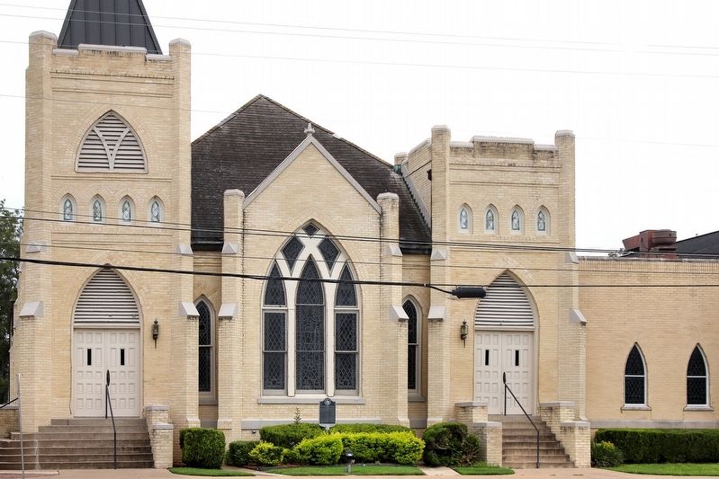 First Methodist Church and Marker. Click for full size. First Methodist Church and Marker image. Click for full size.
