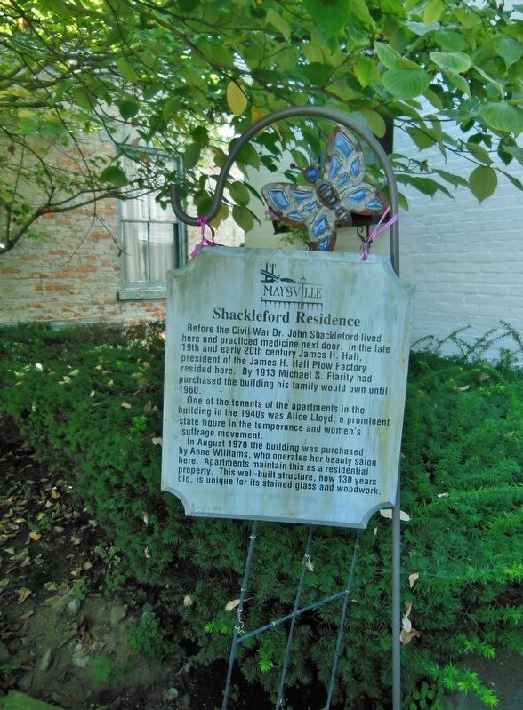 Shackleford Residence Marker (<i>tall view</i>). Click for full size. Shackleford Residence Marker (<i>tall view</i>) image. Click for full size.