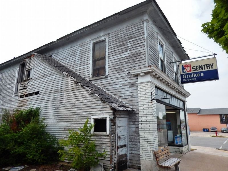 Grulke Hardware Store (<i>side view</i>). Click for full size. Grulke Hardware Store (<i>side view</i>) image. Click for full size.