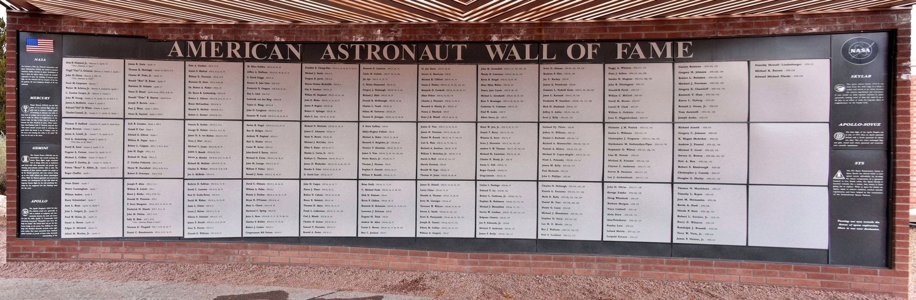 American Astronaut Wall of Fame Marker, Meteor Crater, AZ image. Click for full size.