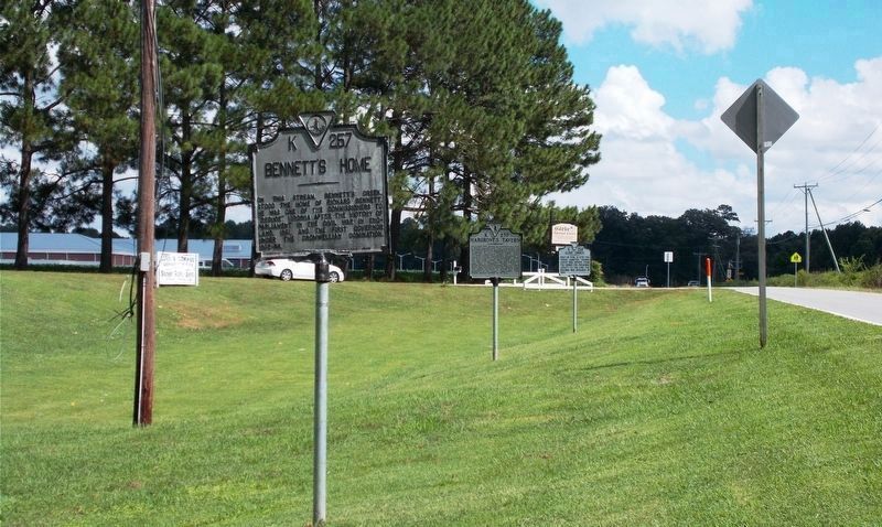 Exhibit B: Bennetts Home (K-257) marker in its new location. image. Click for full size.