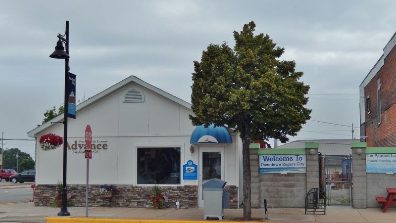 Site of Gumm Furniture Store Marker (<i>wide view; marker at center</i>) image. Click for full size.