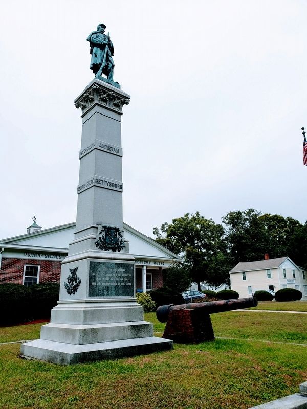 Brooklyn Civil War Monument. Click for full size. Brooklyn Civil War Monument image. Click for full size.