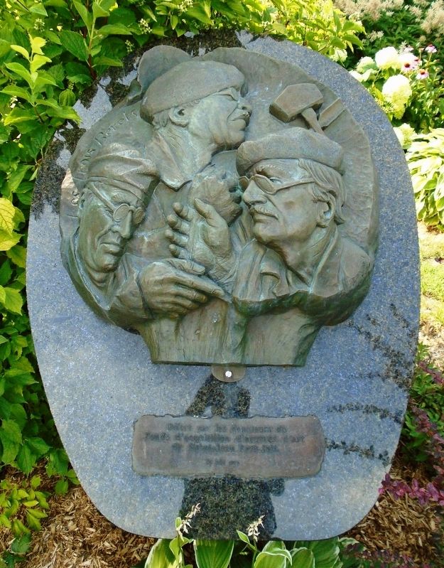 Les Trois Berets / The Three Berets Marker image. Click for full size.