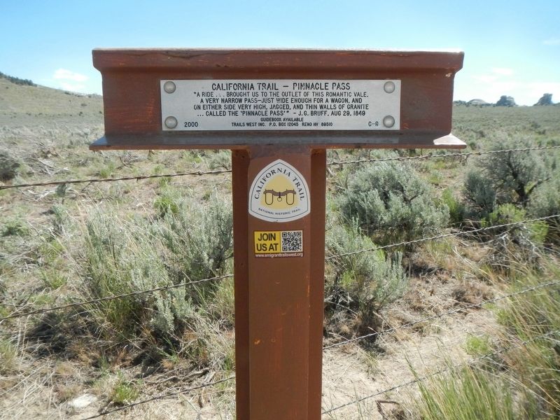 California Trail -- Pinnacle Pass Marker image. Click for full size.