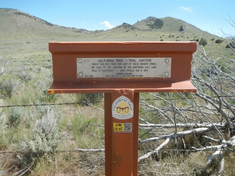 California Trail - Trail Junction Marker. Click for full size. California Trail - Trail Junction Marker image. Click for full size.