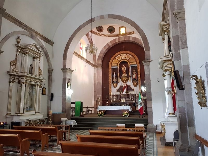 An interior view of the Templo de San Jerónimo. Click for full size. An interior view of the Templo de San Jerónimo image. Click for full size.