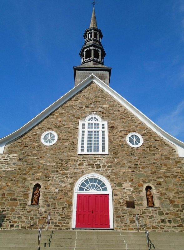 Église de Saint-Jean-Port-Joli and Marker. Click for full size. Église de Saint-Jean-Port-Joli and Marker image. Click for full size.