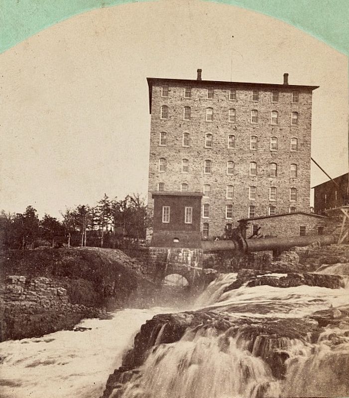 The Queen Bee Mill (right half of stereoscopic view) image. Click for full size.