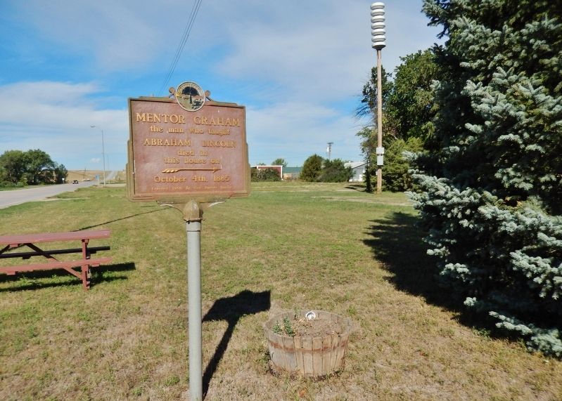 Mentor Graham Marker (<i>wide view looking west along US Highway 14</i>) image. Click for full size.