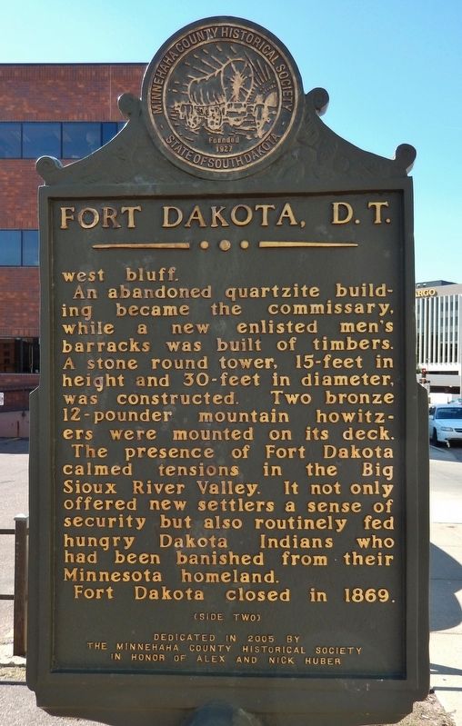 Fort Dakota, D.T. Marker (<i>side two</i>) image. Click for full size.