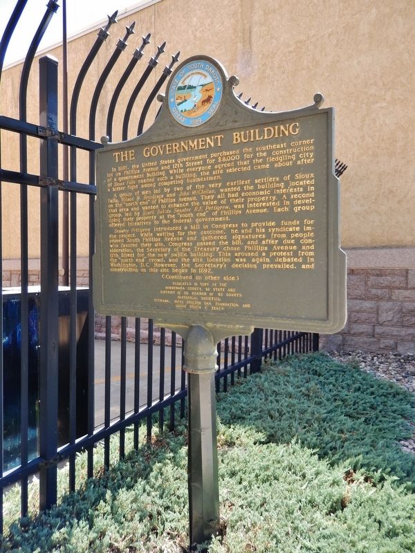The Government Building Marker (<i>tall view</i>) image. Click for full size.